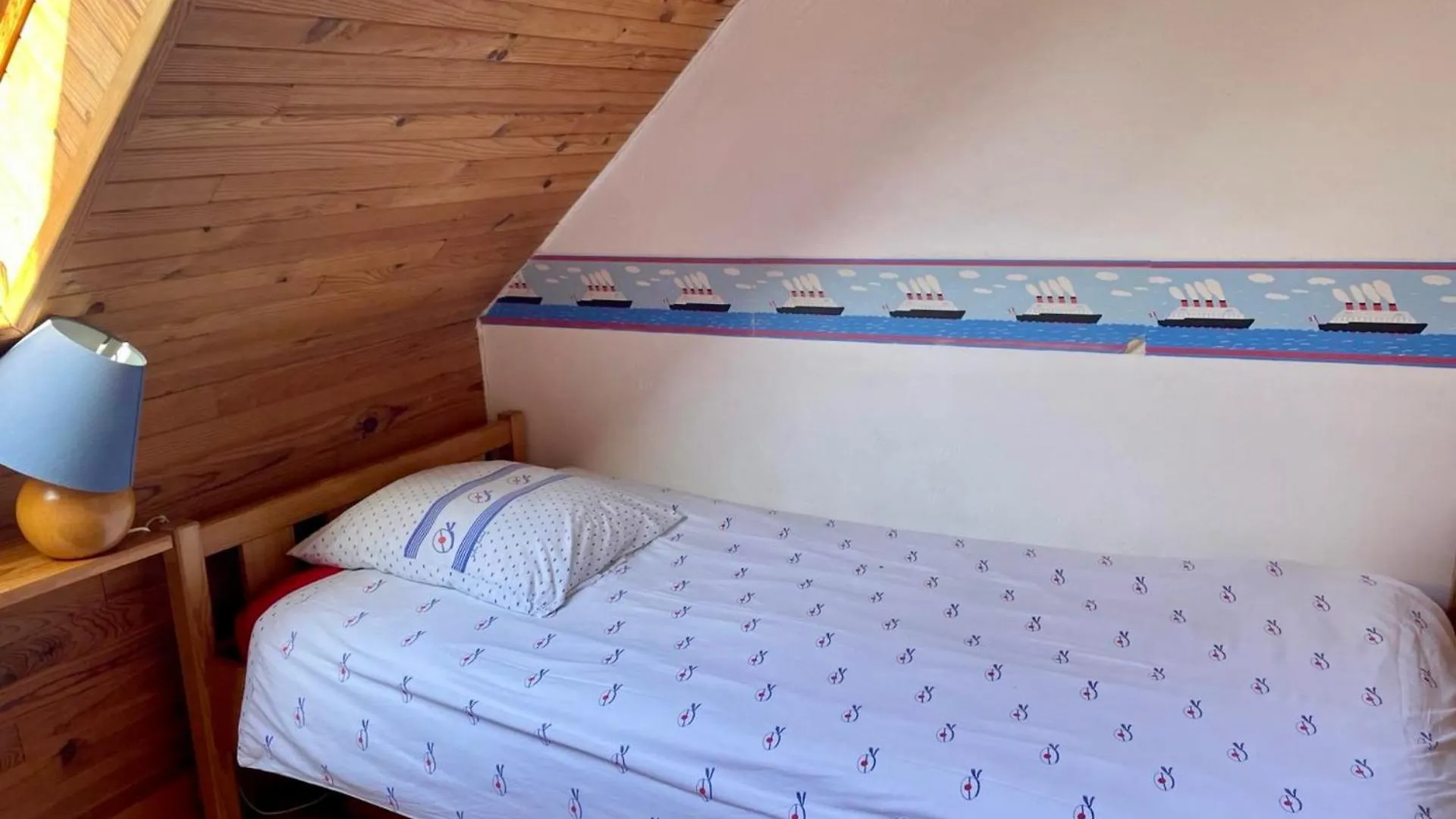 Idyllisches Haus In Treberon - Fussweg Zum Meer كروزون 0*,
